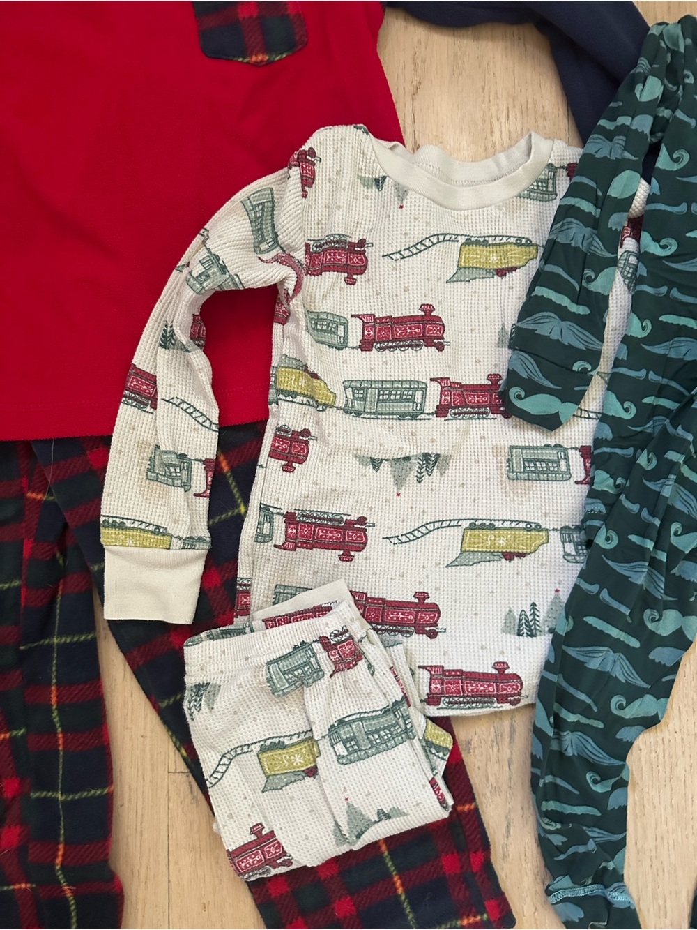 PJ BUNDLE - Picture 4 of 8